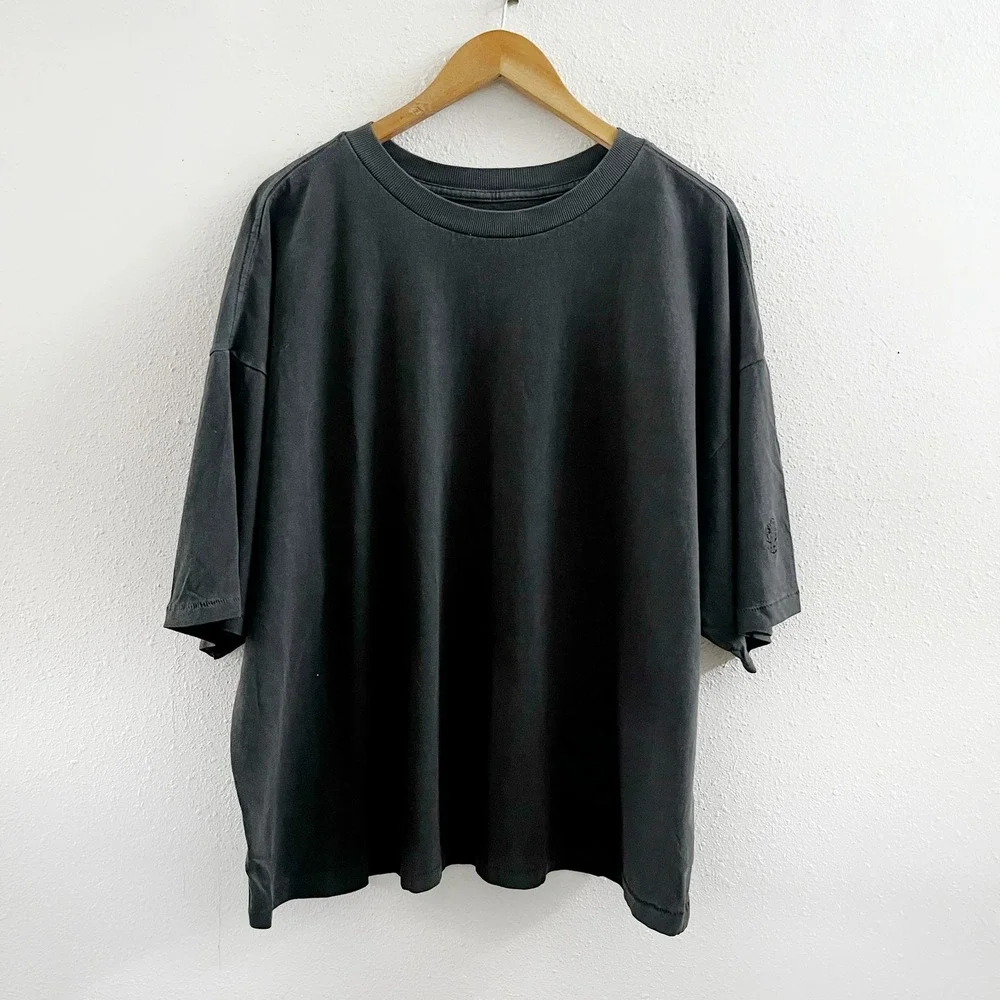 NWT FREE PEOPLE Movement Relaxed Fit Tackle Tee Size Large